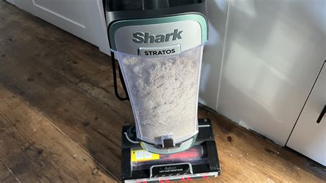 Shark Stratos Upright Vacuum AZ913UKT review | TechRadar