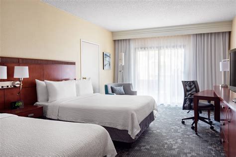 Courtyard by Marriott Denver Stapleton | Luxury 3 Star Hotel