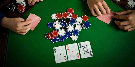 Poker Playing Styles – LAG, TAG, Rock, Nit, Station W/ FAQ