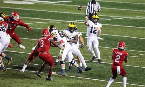 Michigan football shows grit in win over Rutgers Scarlet Knights