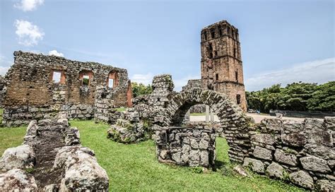 Panama Viejo Ruins Sightseeing Tour: Triphobo