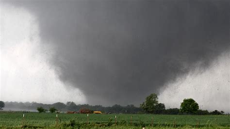 Oklahoma's Deadliest Tornadoes | NOVA | PBS