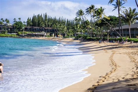 The 9 Best Beaches in Lahaina and West Maui - The Hawaii Vacation Guide