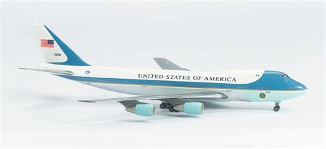 Herpa United States Boeing 747-200 "Air Force One" 550390