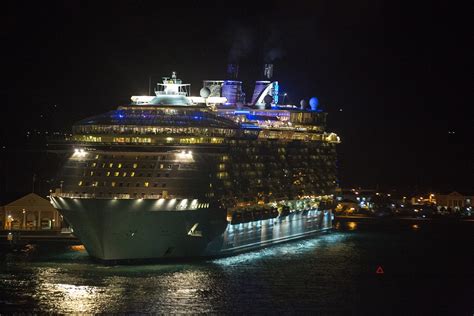 Free photo: Cruise Ship, Royal Caribbean - Free Image on Pixabay - 1152510