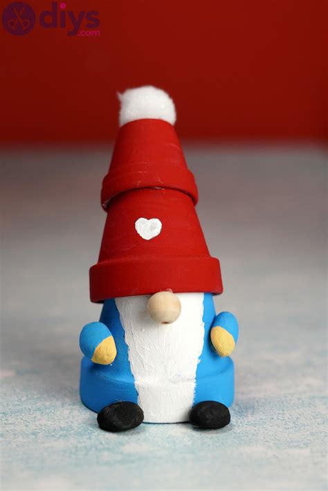 DIY Garden Pot Gnome - How to Make a Cute Companion for Your Flowers ...