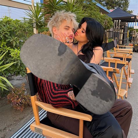 Jaden Hossler And Nessa Barrett 🥺 in 2021 | Cute couple pictures ...