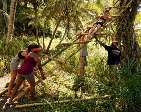 'Survivor 40: Winners at War': Denise Stapley Used Tony Vlachos' Ladder ...