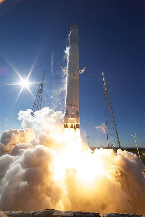 Gallery: Dragon/Falcon 9 Launch and Recovery Photos, Videos - Universe ...