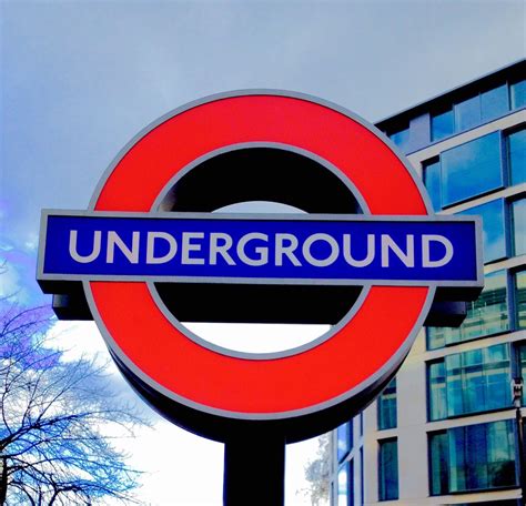 London Underground Nissan Logo, London Underground, Symbolic Tattoos ...