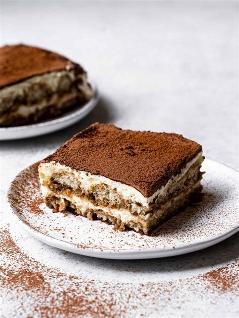 Easy Tiramisu Recipe - Sandra Valvassori