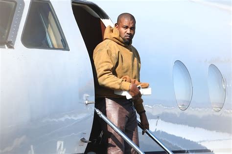 From Taylor Swift to Kanye West: Singers who own a private jet | IWMBuzz