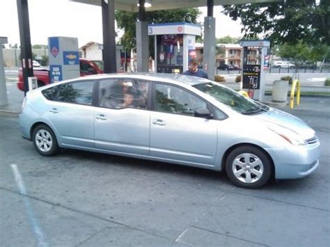 More Kids Than Seats? How About a Six-Door Toyota Prius Limo?