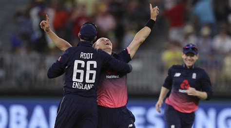 Australia vs England: Tom Curran five-for secures England’s thrilling Perth win | Cricket News ...