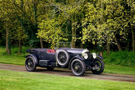 Fine Historic Automobiles | FISKENS