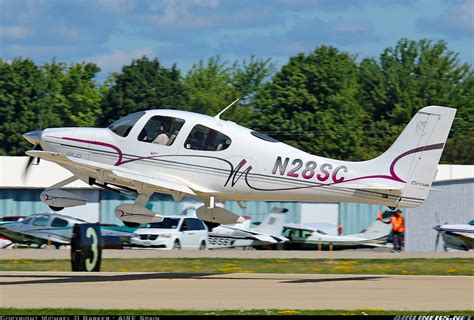 Cirrus SR-20 - | Aviation Photo #7500201 | Airliners.net