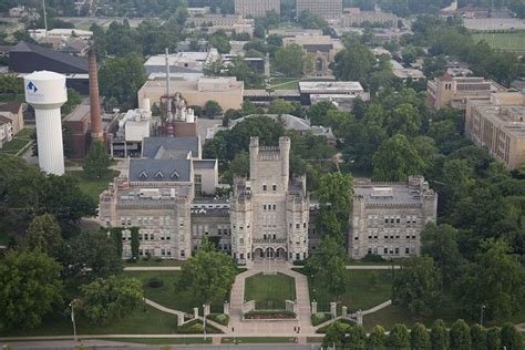 Old Main | Eastern illinois, Places to travel, University campus