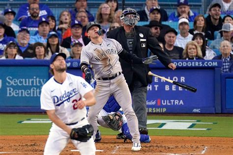 Dodgers and Yankees Face Off in Los Angeles - The New York Times