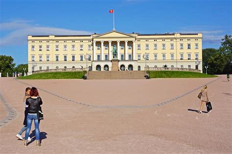 Guided tour of the Royal Palace