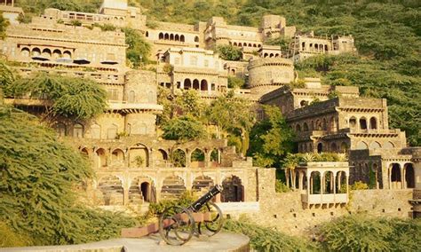 Bhangarh Fort Story | Can You Visit Bhangarh Fort At Night?