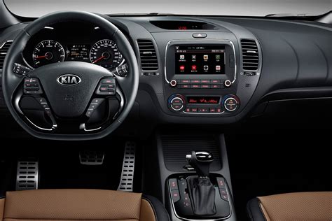 Kia Reveals New K3 / Forte / Cerato in Korea - autoevolution