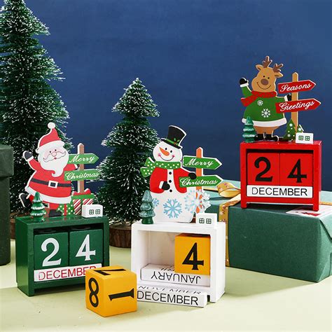 UDIYO Gnome Christmas Wooden Countdown Advent Calendar Blocks ...