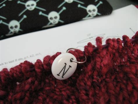 What Is a Knitting Stitch Marker?