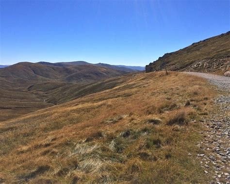 Mount Kosciuszko Hiking Guide (Walking Tracks to the Summit)