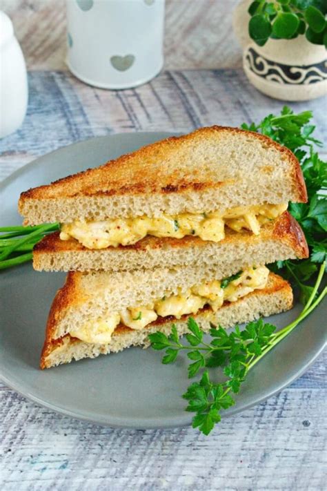 Tasty Chicken Sandwich with Mayo Recipe - Cook.me Recipes