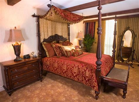 A Peek Inside the Pirates of the Caribbean Suite at Disneyland Hotel | Disney Parks Blog