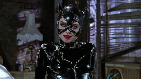 Michelle Pfeiffer Shows Off Her Catwoman Whip From BATMAN RETURNS and Posts a Video of Her ...