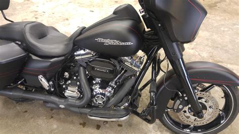 2016 Harley-Davidson® FLHXS Street Glide® Special (Flat Black), Owatonna, Minnesota (680407 ...