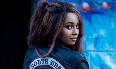 Riverdale Season 2: Cheryl & Toni BTS Photo Sparks A New Speculation