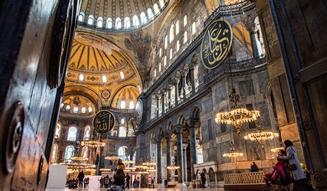 Hagia Sophia Mosque - Istanbul Tour Studio – Istanbul Guide