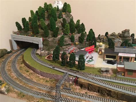 3 Ideas for N Scale Mountain Layout Plans - James Model Trains