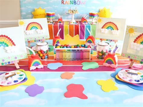 DIY Rainbow Backdrop | Fun365