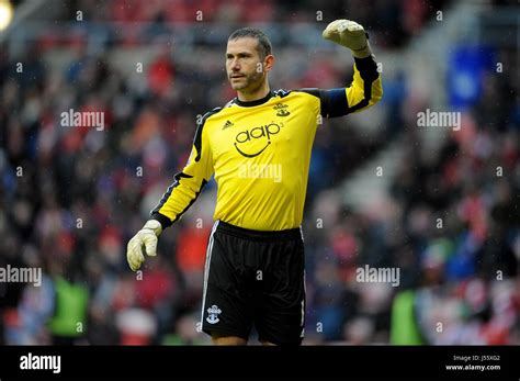 KELVIN DAVIS SOUTHAMPTON FC SOUTHAMPTON FC STADIUM OF LIGHT SUNDERLAND ...