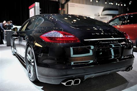 NYIAS 2011: Porsche Panamera Turbo S [Live Photos] - autoevolution