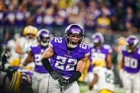 Harrison Smith agrees to contract extension with Vikings - Sports Illustrated Minnesota Sports ...