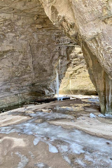 Carter Caves State Park (Olive Hill, KY) - Champagne Tastes®