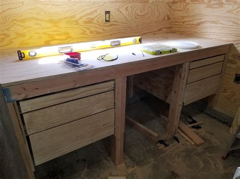 Finished up my garage workbench with my first try at drawers. : r ...