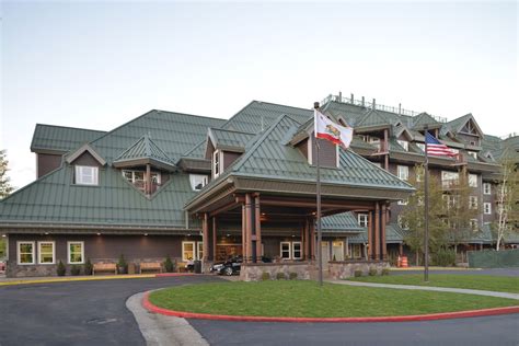 Hilton Vacation Club Lake Tahoe Resort | Jetstar Hotels