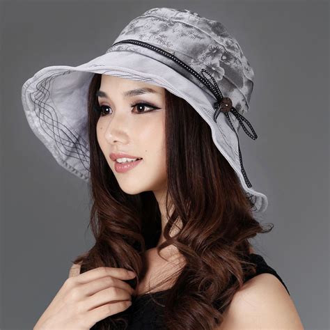 Winter Women's Stylish Hats Fashion Trend | Women hats fashion, Winter ...