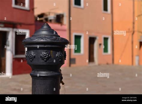 Hidrante antiguo fotografías e imágenes de alta resolución - Alamy