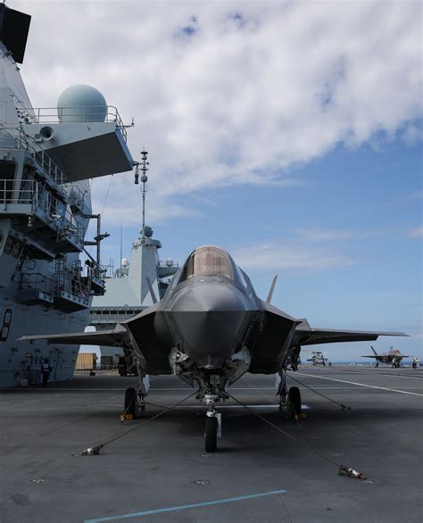 F-35B Jets Join Forces with British Aircraft Carrier to Make History ...