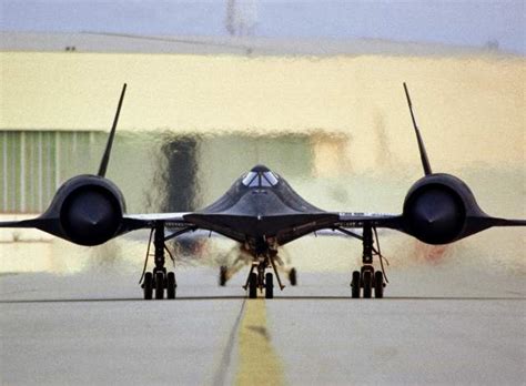 Revealed: The Secret Top Speed of the SR-71 Blackbird Spy Plane | The ...