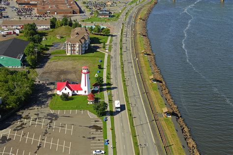 Campbellton Lighthouse in Campbellton, NB, Canada - lighthouse Reviews ...