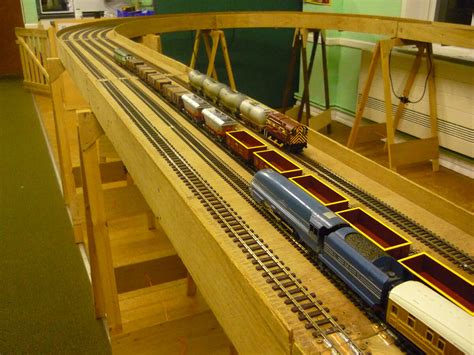 Hillingdon Railway Modellers: Who We Are