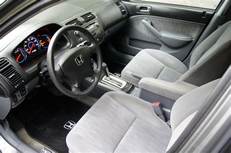 2004 Honda Civic - Interior Pictures - CarGurus