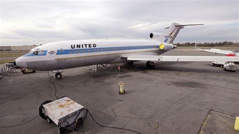 Photos: Last flight of the first Boeing 727 | CNN